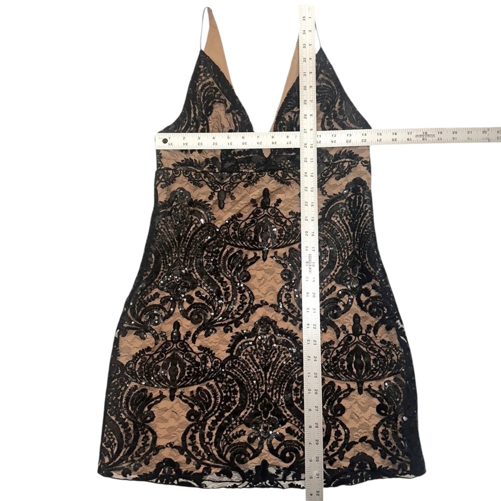 Free People ~ Night Shimmers Women’s Mini Dress in Black ~ Size 4 - Picture 7 of 11